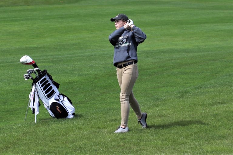 Lady Tigers struggle despite career round from sophomore Halferty