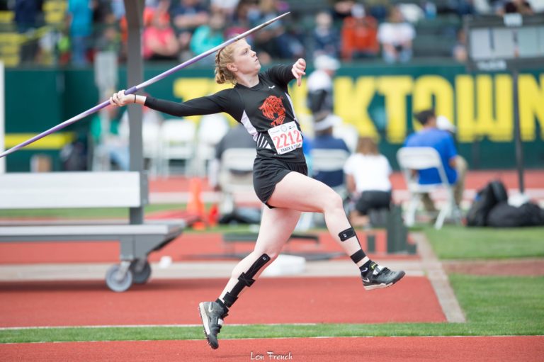 Taft track and field star Knott flashes shiny silver bling at State