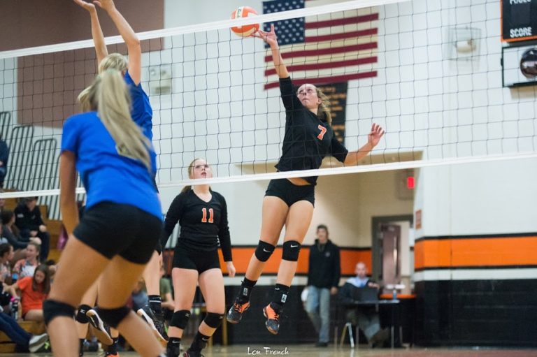 Taft wins first set but falls in home volleyball match