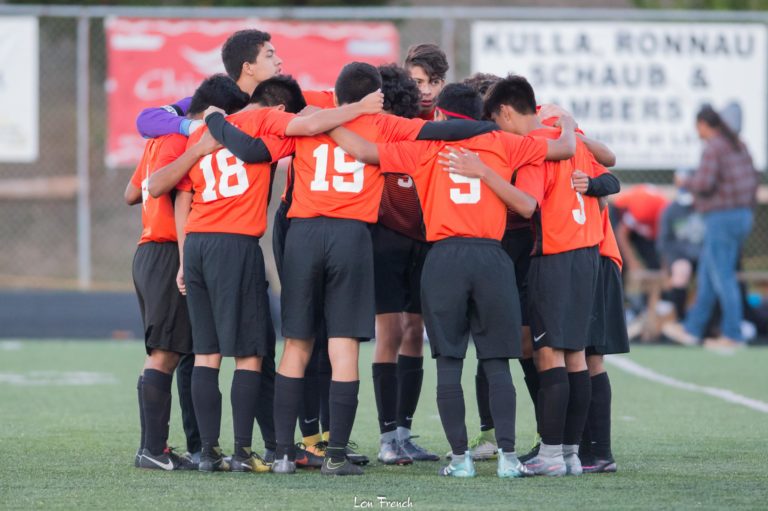 Tigers, Delphian play to league boys soccer tie at Voris Field
