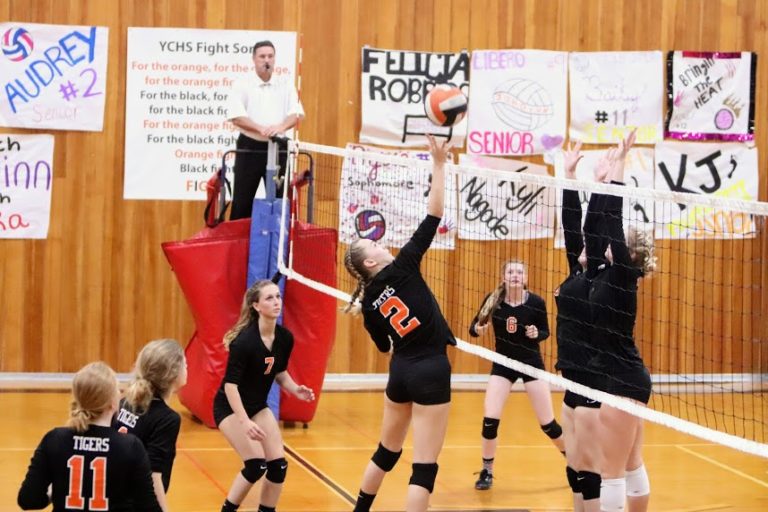 Taft pushes Clatskanie to five sets before falling in road volleyball action