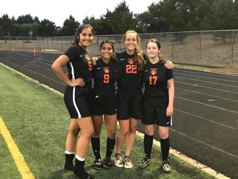 Taft boys earn tie, girls fall to Blanchet Catholic in league soccer play
