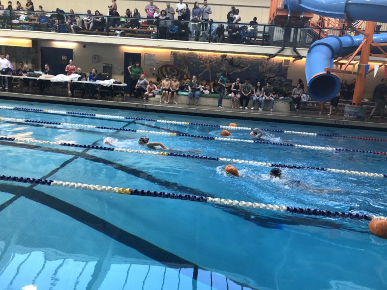 Lincoln City Swim Club Pumpkin Sprint Meet goes off swimmingly