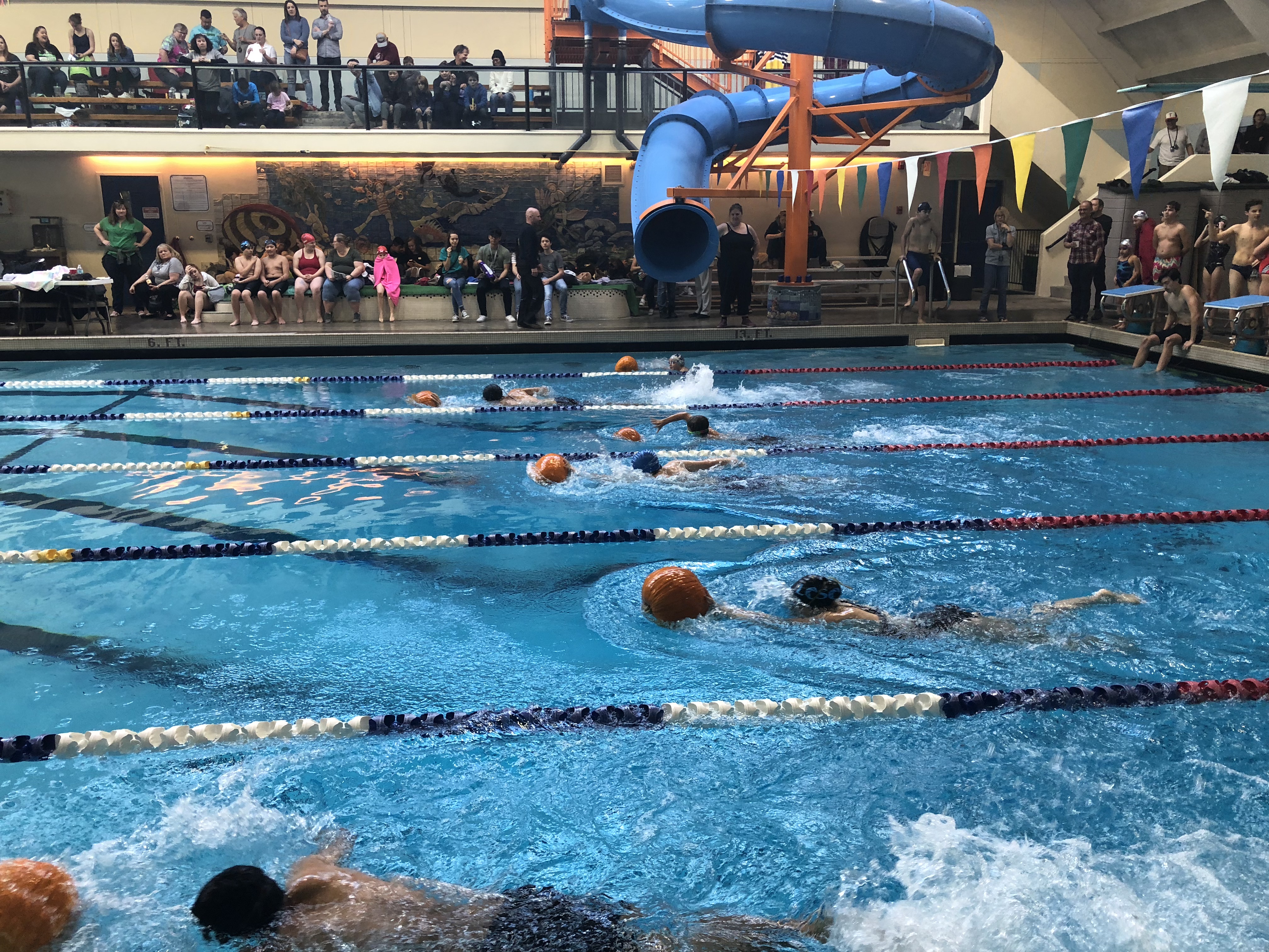 Lincoln City Swim Club Pumpkin Sprint Meet goes off swimmingly