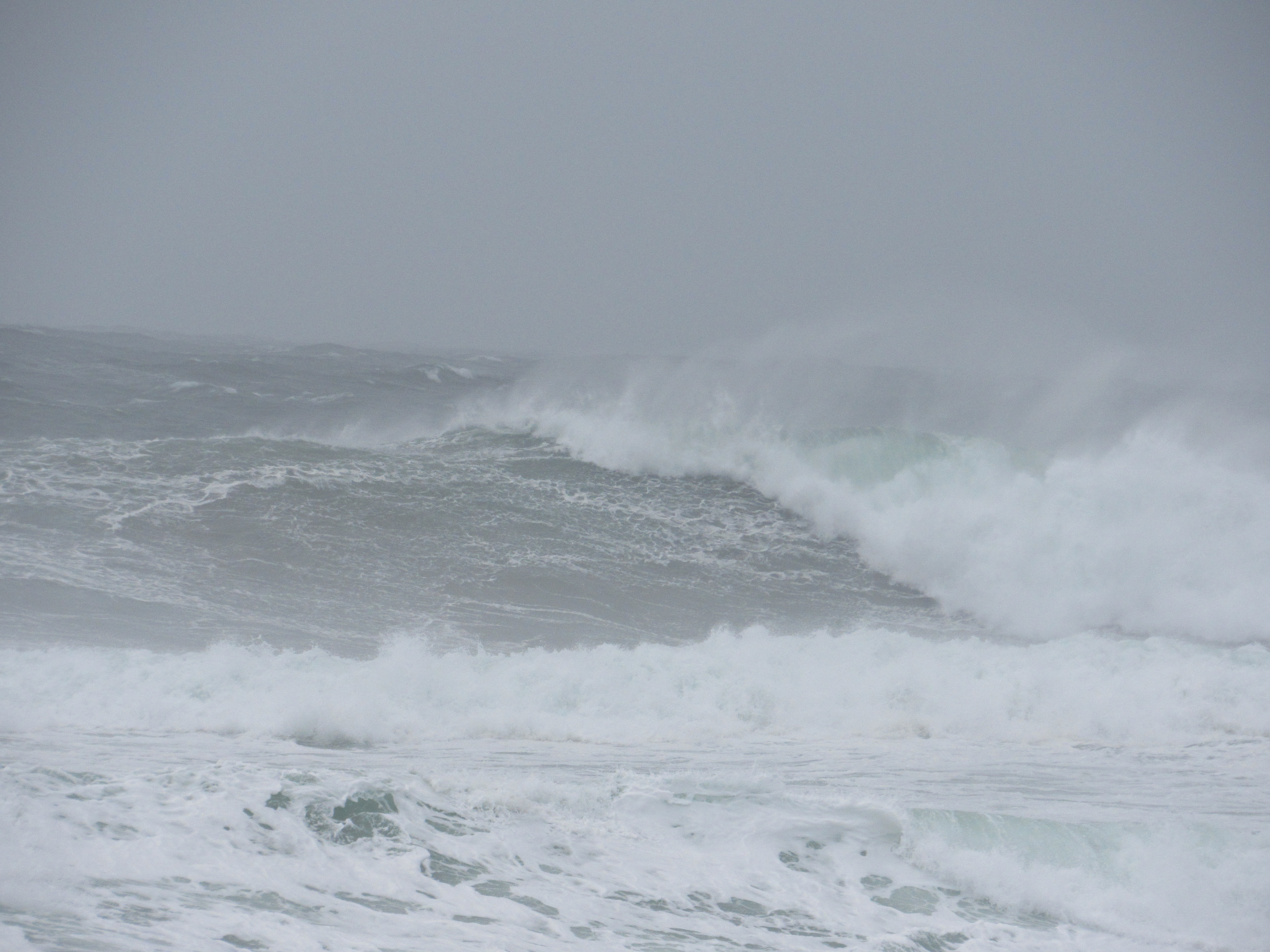 Lincoln City High Surf