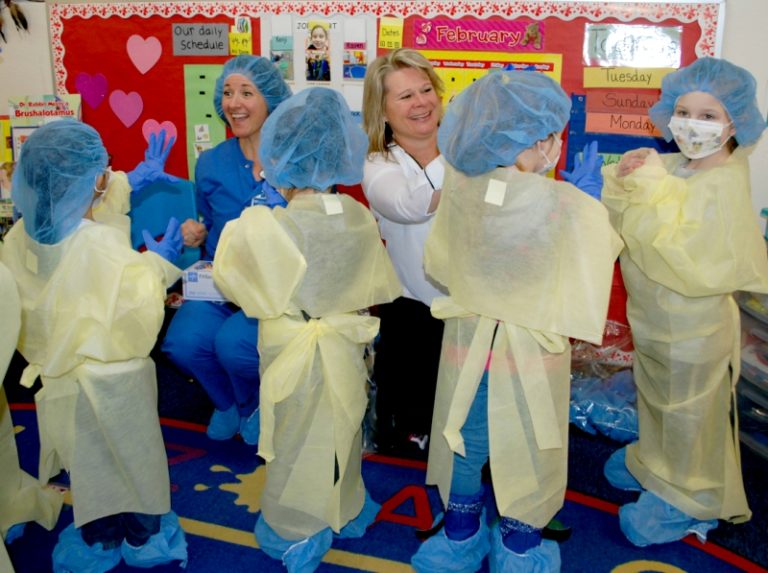 SNLH clinical staff visit Siletz Head Start