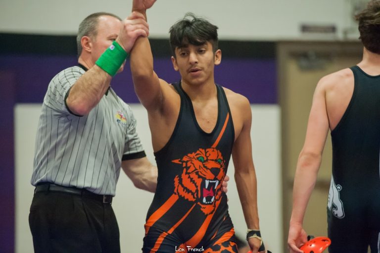 Calderon, Knott power Taft to all-time best State wrestling performance