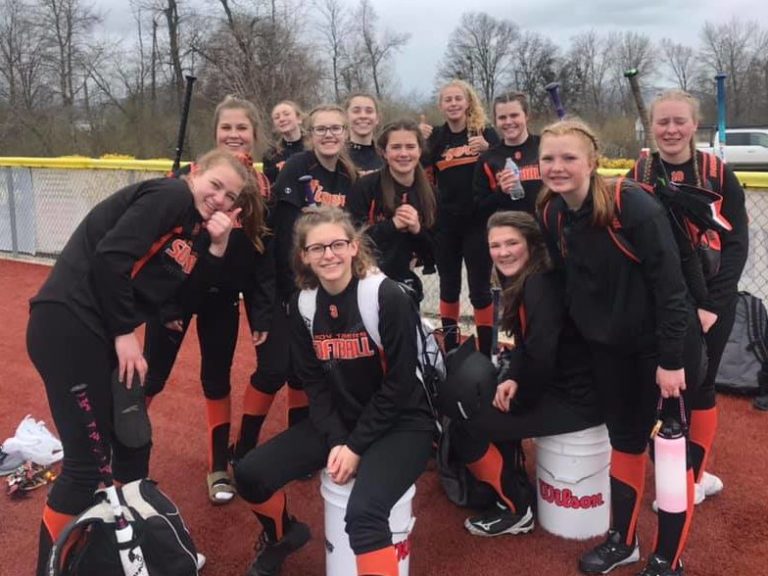 Taft softball team sweeps No. 1 Cascade Christian, Amity