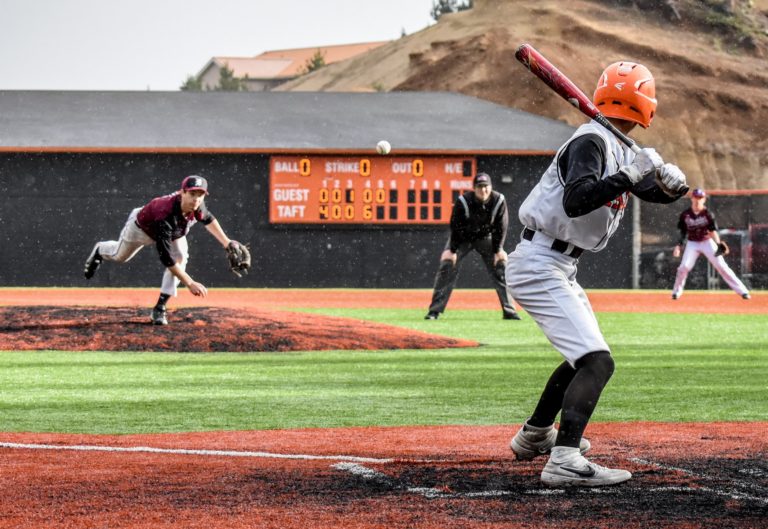 Sophomores Smith, Ramos hit; Kimbrough hurls Taft to 11-1 win