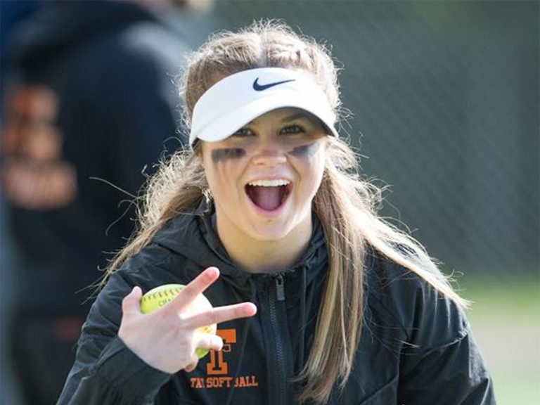 Taft High softball team rolls to 11-0 shutout of Bulldogs