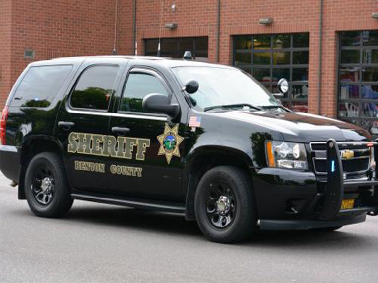 Depoe Bay woman killed in head-on car crash near Philomath
