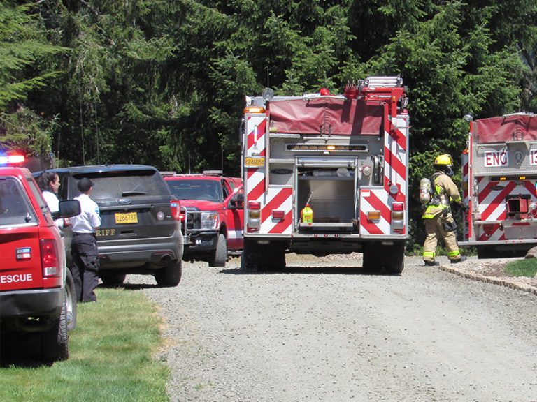NLFR, neighborly residents help extinguish fire at Otis home