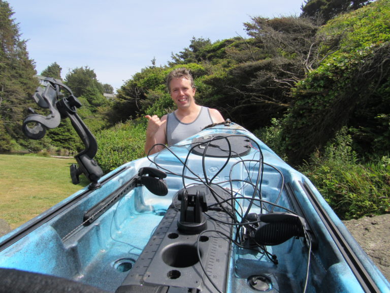 Lincoln City man rescues self in kayak mishap 100 yards off shore