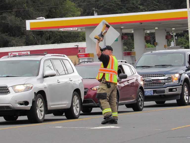 NLFR filling the boot for MDA on Highway 101
