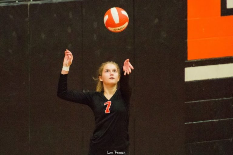 Tigers avenge earlier loss, defeat Waldport for season’s first volleyball win