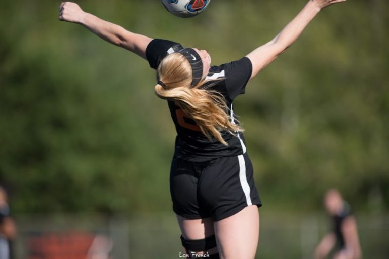 Goalie’s sudden injury leaves Taft shorthanded in girls soccer defeat