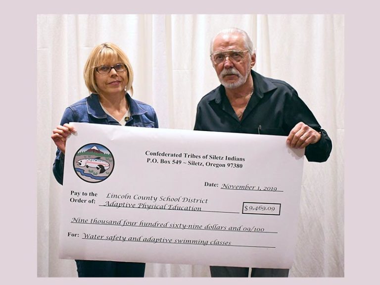 Siletz Tribe gives away over $500,000 to local organizations