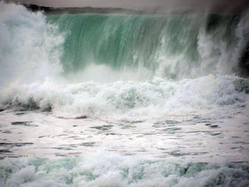 Sneaker Wave Lincoln City