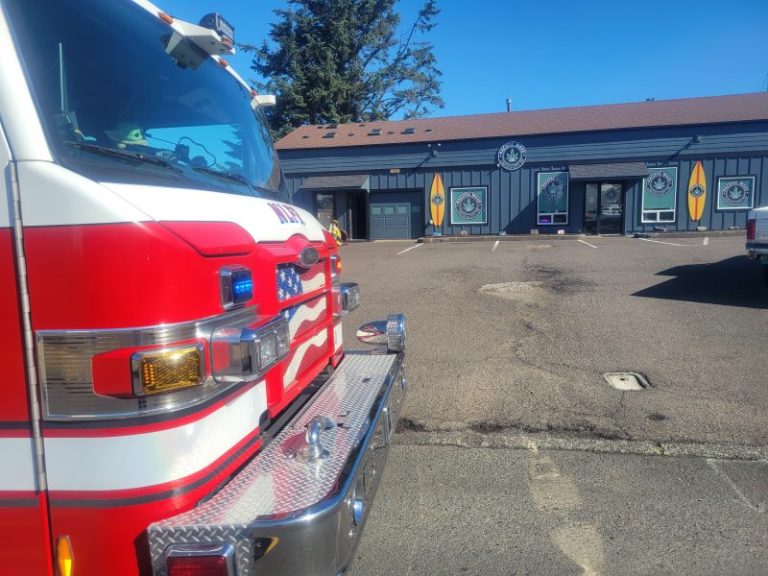 Firefighters rush to smoke call at local business